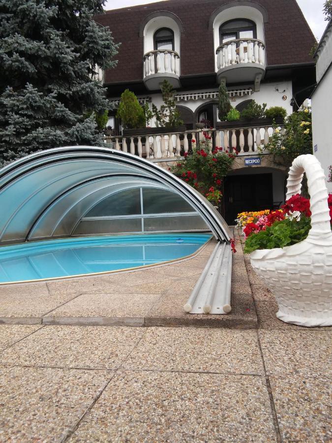 كيستاي Steinhaus Bed & Breakfast المظهر الخارجي الصورة