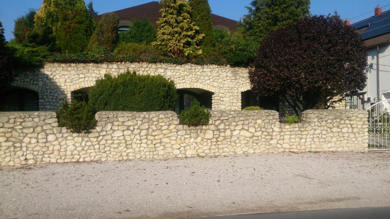 كيستاي Steinhaus Bed & Breakfast المظهر الخارجي الصورة